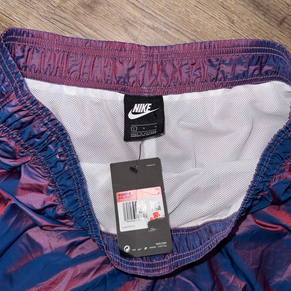 Nike • Metallic Purple Logo Patch Boxing Shorts - Picture 8 of 15